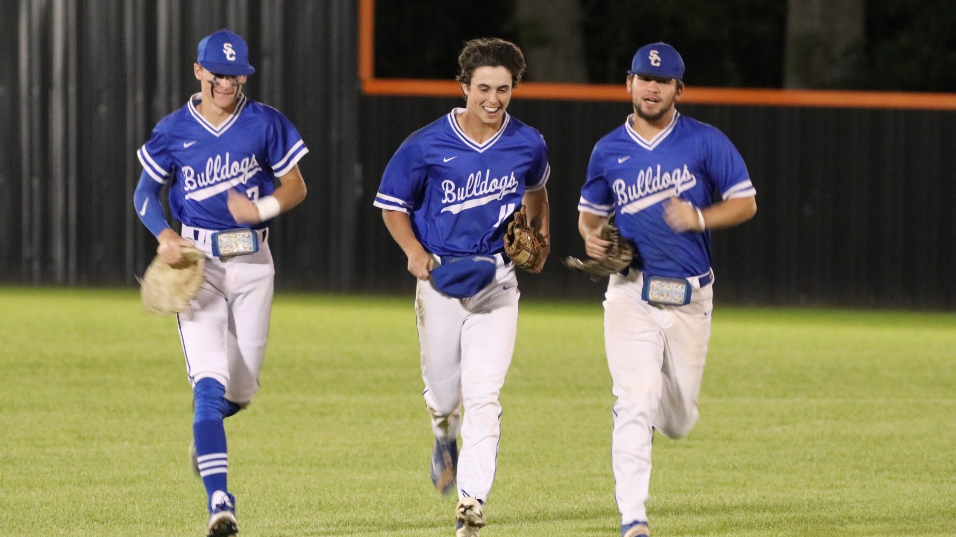 Slide 0 - Bulldog Baseball